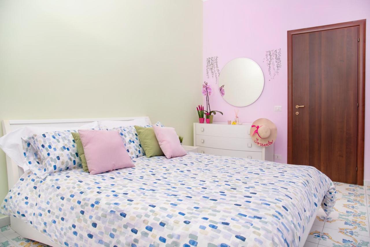 Luigi'S Room - De Vivo Realty Meta Di Sorrento Екстериор снимка