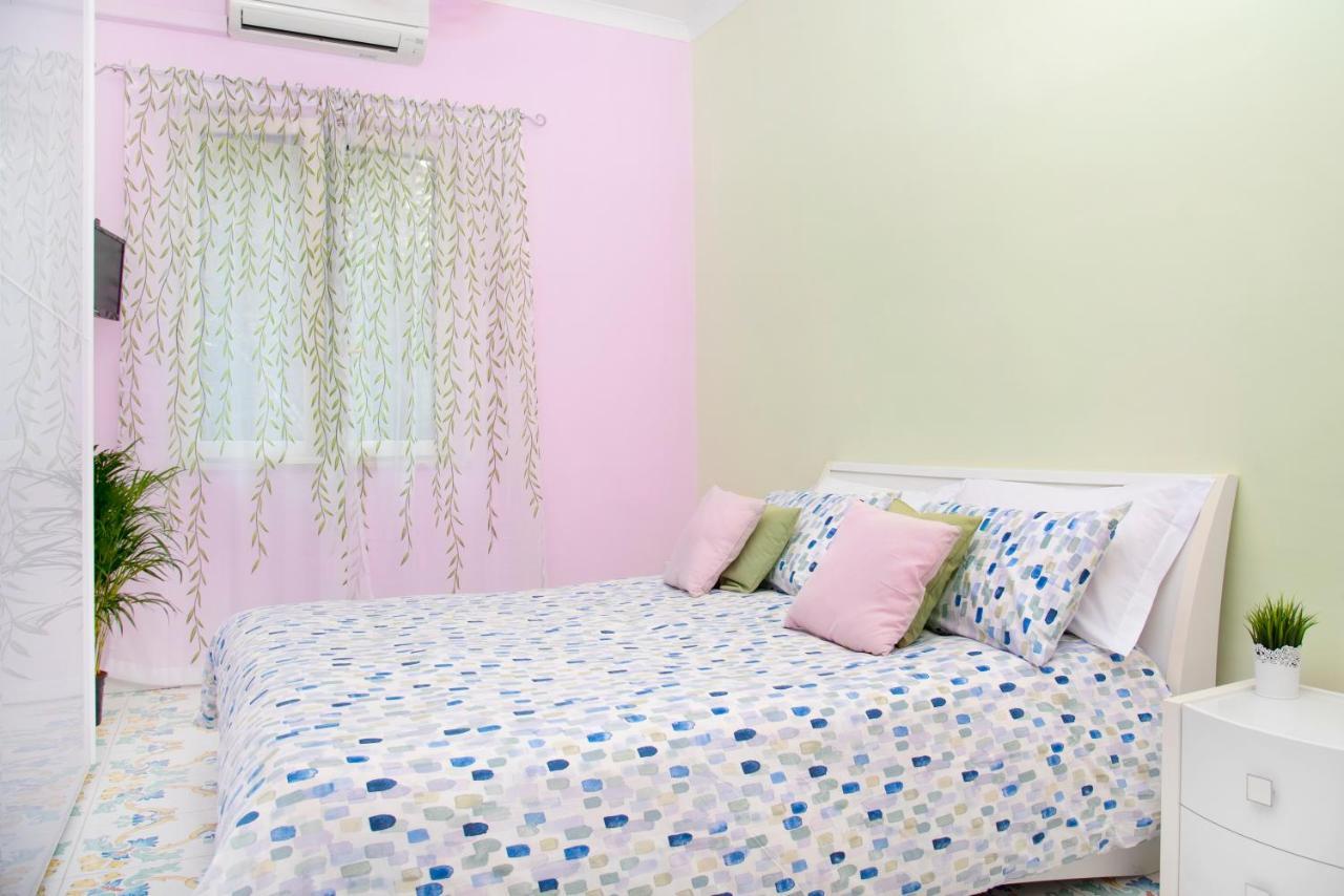 Luigi'S Room - De Vivo Realty Meta Di Sorrento Екстериор снимка