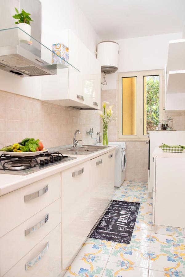 Luigi'S Room - De Vivo Realty Meta Di Sorrento Екстериор снимка